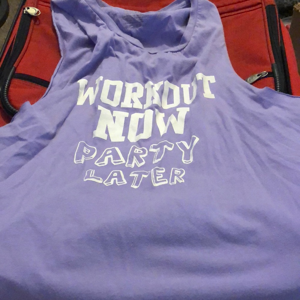 Workout shirt